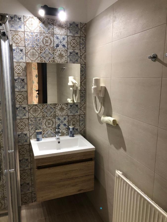 Szekely Fogado Self Check In Hotel Guesthouse Tunyogmatolcs Eksteriør bilde